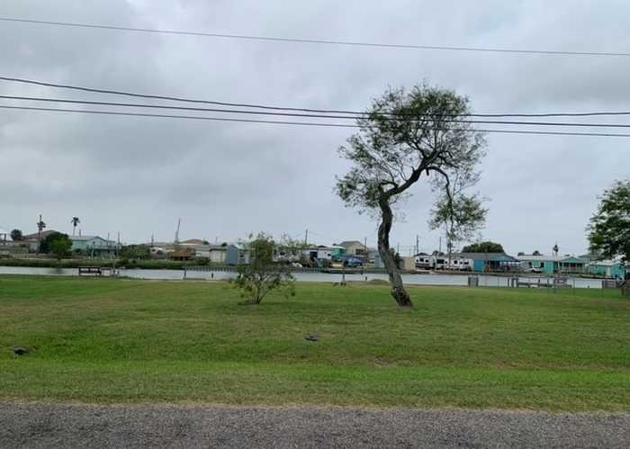 photo 2: 525 Copano Cove, Rockport TX 78382