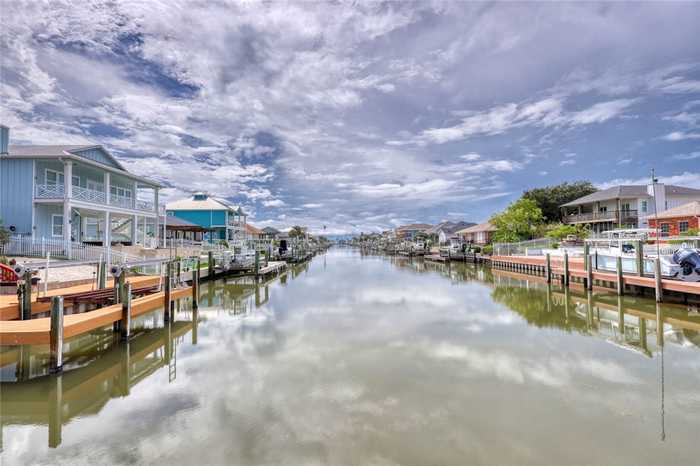 photo 40: 202 Lands End Street, Rockport TX 78382