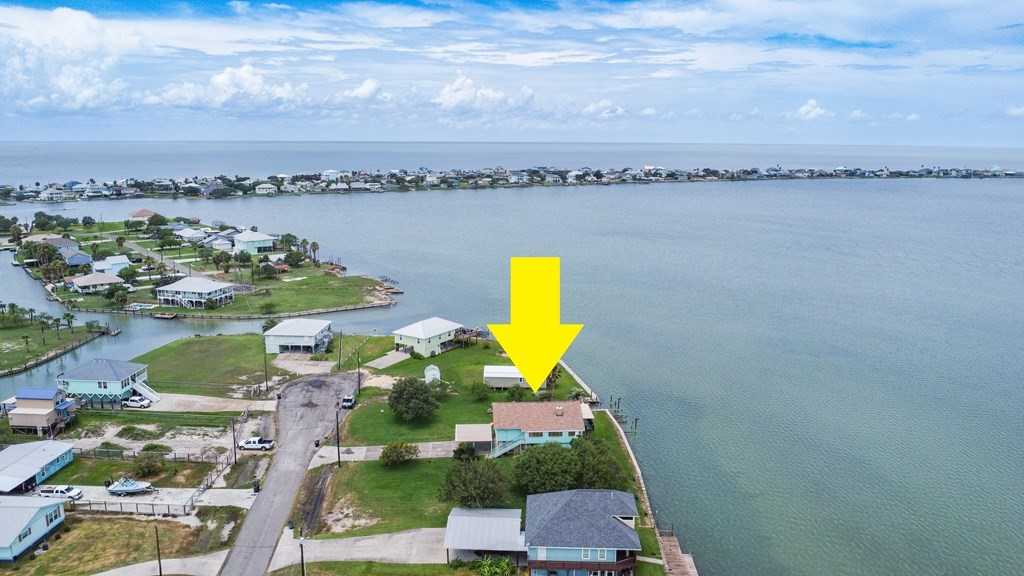 photo 3: 145 Lakeview Road, Rockport TX 78382