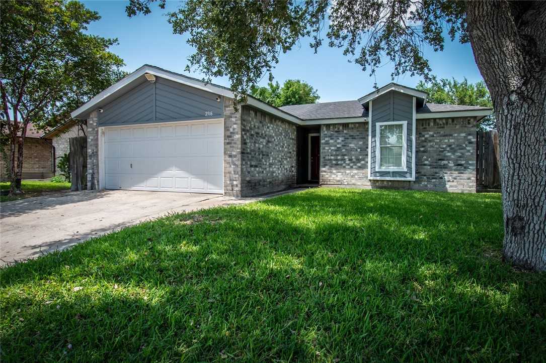 photo 2: 2518 Allencrest Drive, Corpus Christi TX 78415