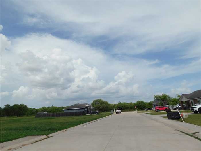 photo 2: n/a Montana Street, Alice TX 78332