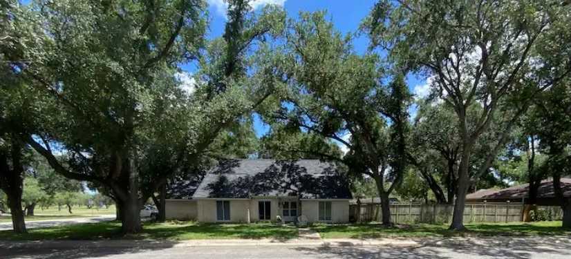 photo 1: 1801 Clare Drive, Alice TX 78332