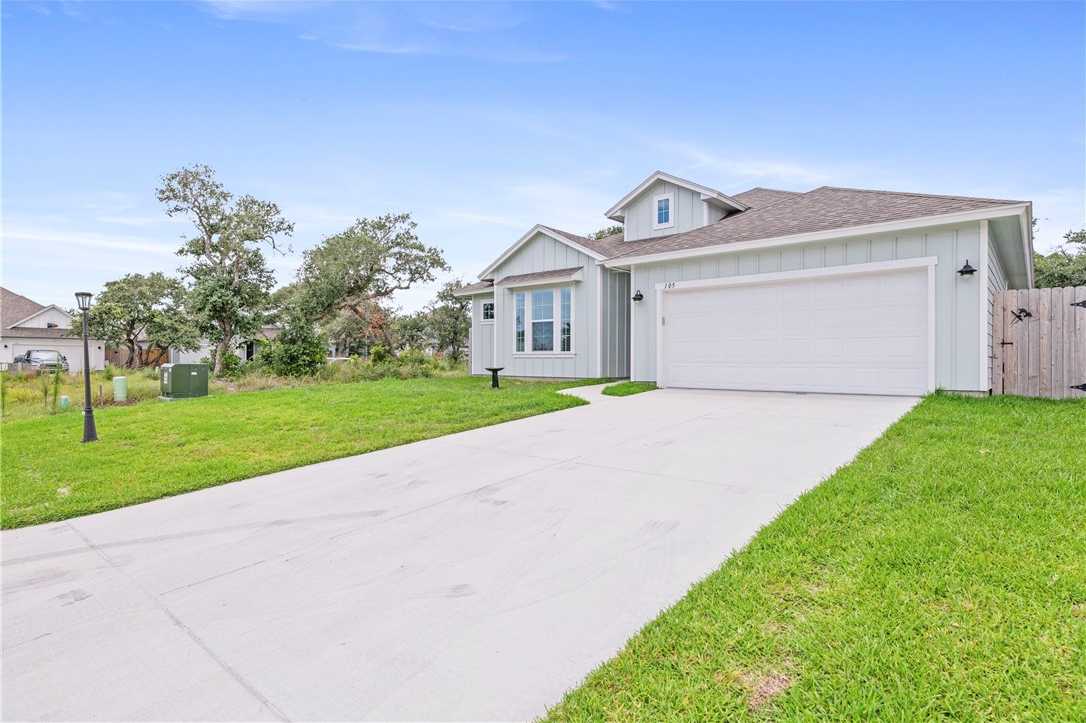 photo 3: 105 Broad Oak Drive, Rockport TX 78382