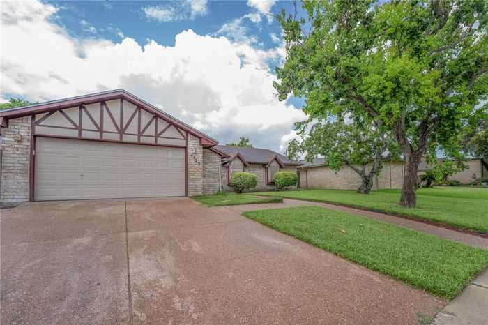 photo 1: 4123 Crenshaw Drive, Corpus Christi TX 78413