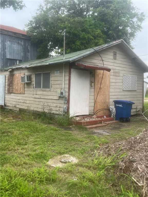 photo 3: 1417 San Juan Street, Corpus Christi TX 78401