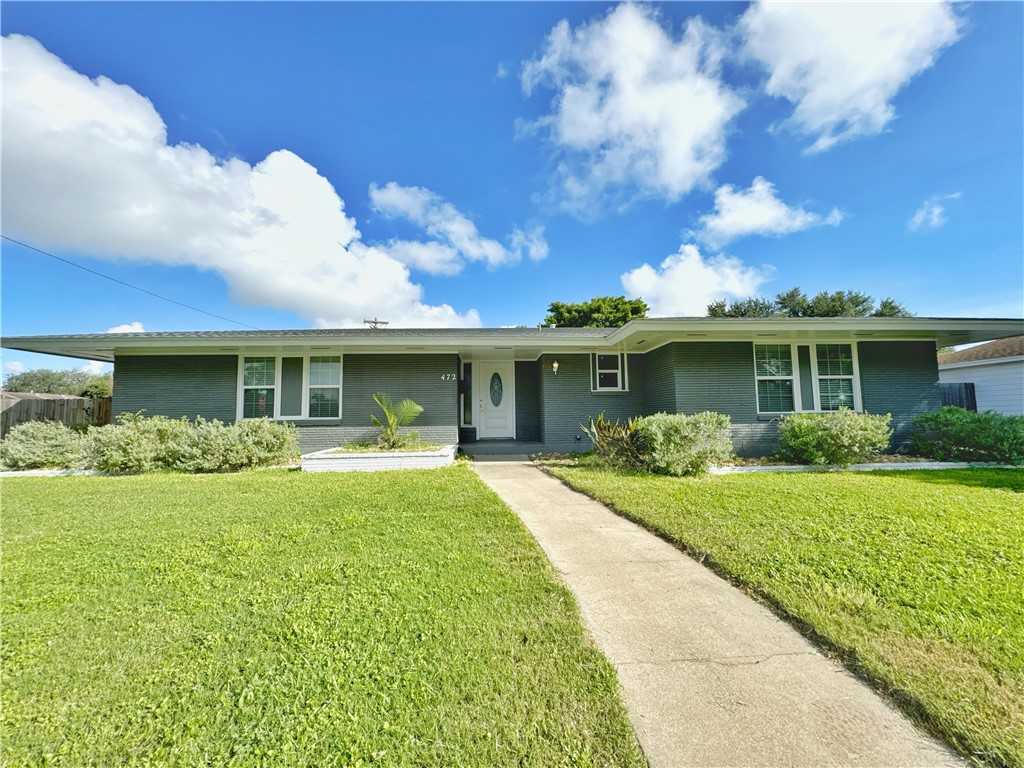 photo 1: 472 Coral Place, Corpus Christi TX 78411