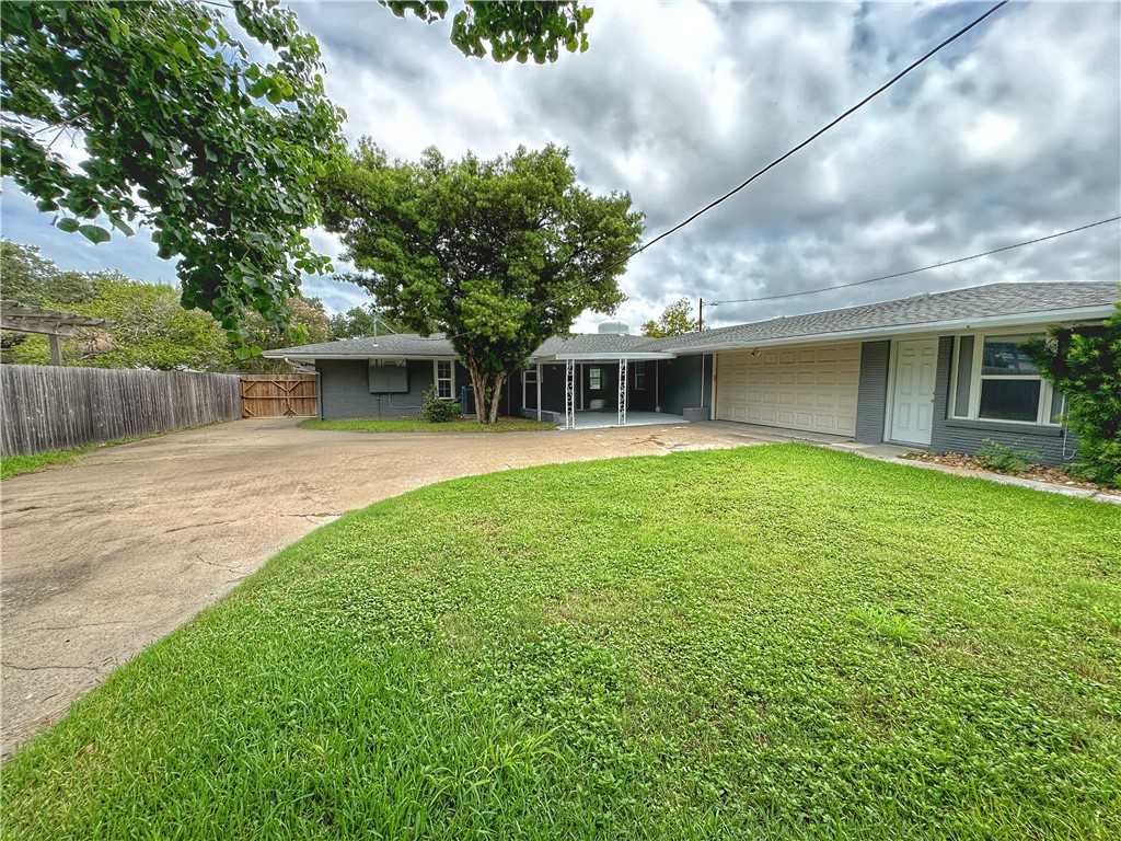 photo 3: 472 Coral Place, Corpus Christi TX 78411