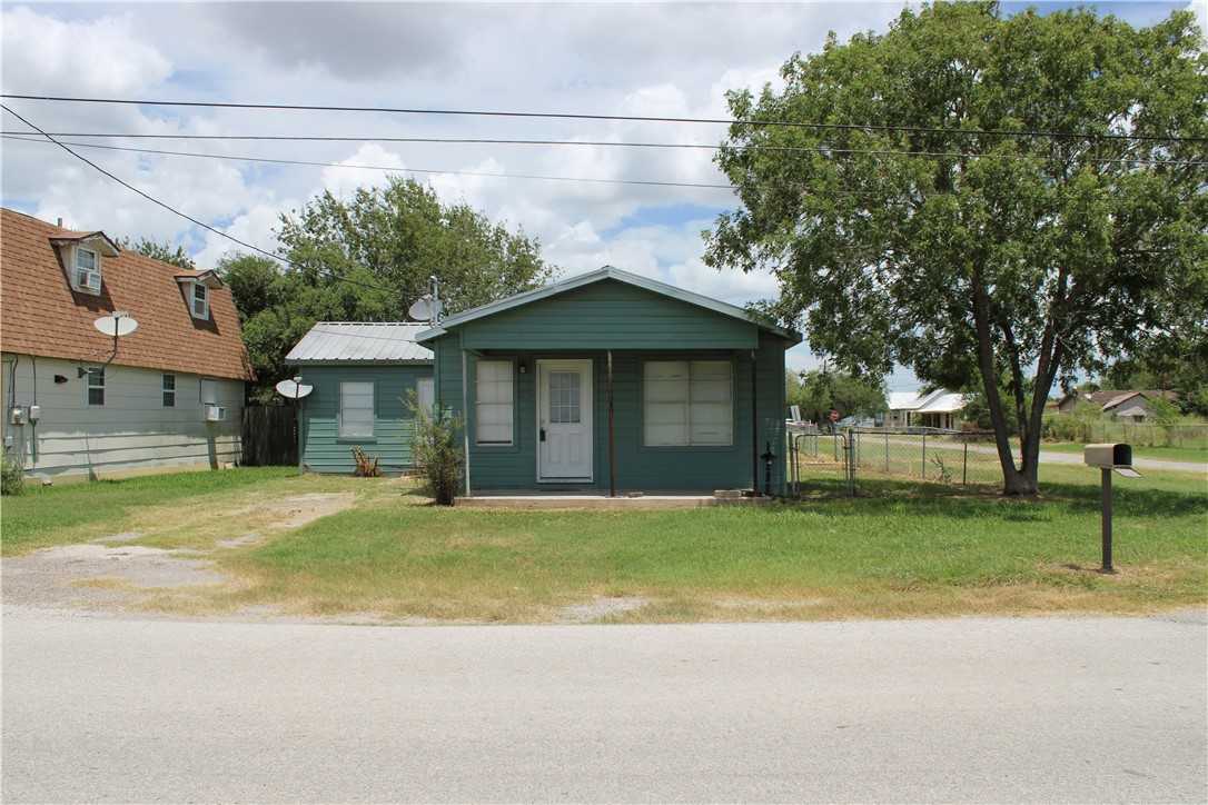 photo 2: 112 E Dahme Street, Orange Grove TX 78372