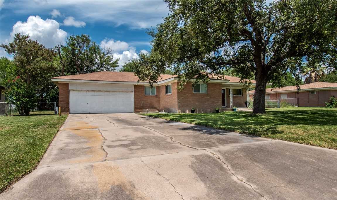 photo 2: 1207 Haisley Avenue, Odem TX 78370