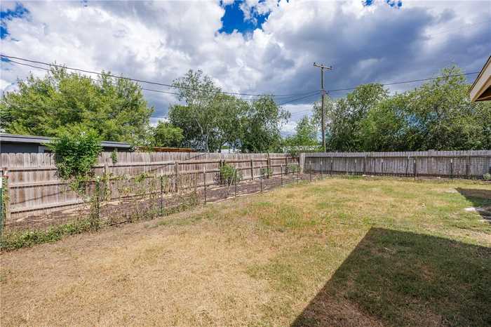 photo 27: 1402 E Rosewood Street, Beeville TX 78102