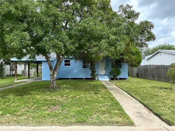 photo 1: 932 S 16th Street, Kingsville TX 78363