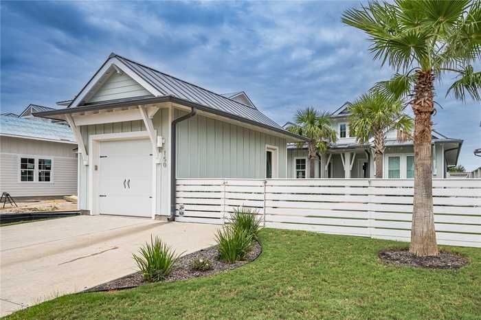 photo 1: 150 Foxtail Lane, Rockport TX 78382