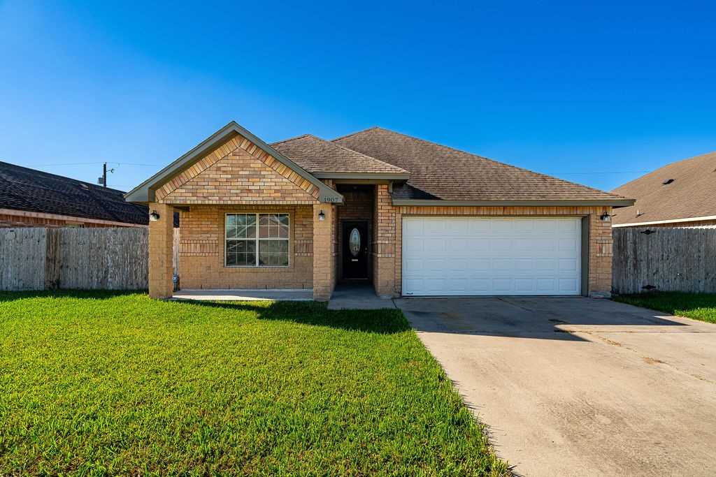 photo 1: 1907 Kelly Lane, Kingsville TX 78363