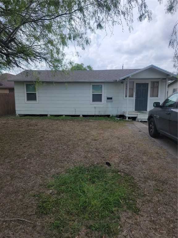 photo 2: 1025 E Fordyce Avenue, Kingsville TX 78363