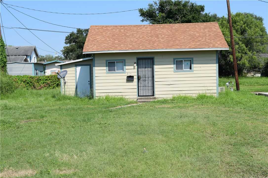 photo 1: 614 W Kleberg Avenue, Kingsville TX 78363