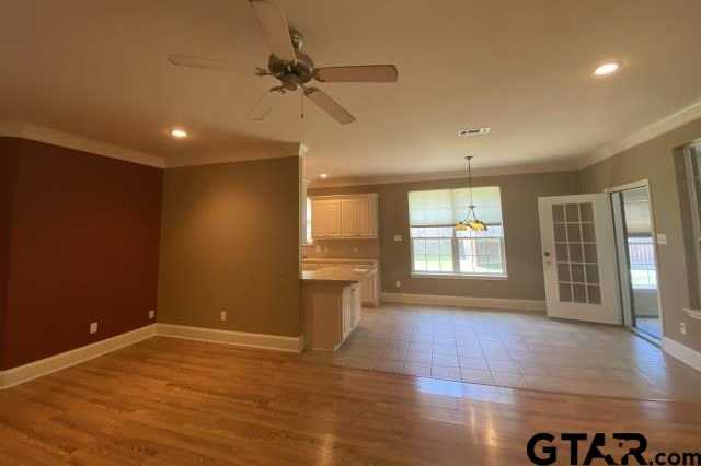 photo 3: 5803 Cross Creek Circle, Tyler TX 75703