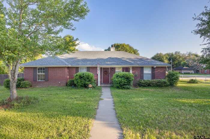 photo 1: 14716 E Fox Ridge, Tyler TX 75709