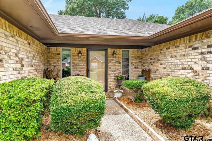 photo 2: 3839 Lamb Dr., Tyler TX 75709