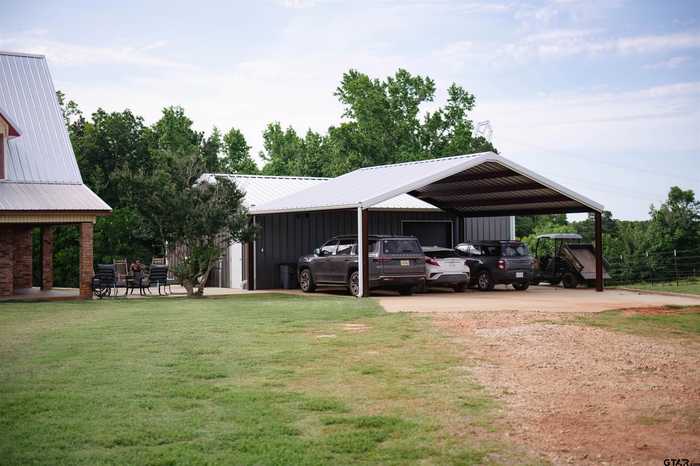 photo 2: 421 County Road 2438, Alto TX 75925