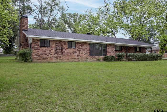 photo 2: 220 W Lurline, Frankston TX 75763