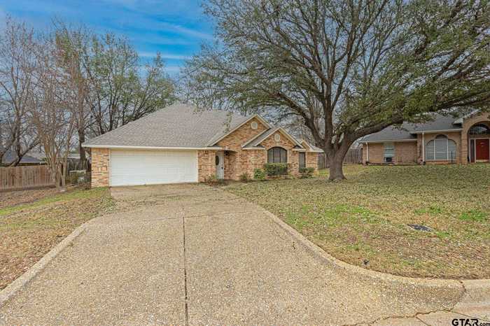 photo 2: 3108 Masters Circle, Tyler TX 75701