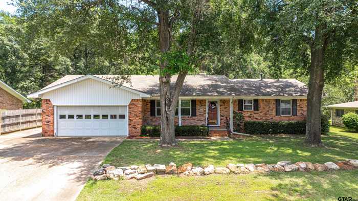 photo 1: 807 Circle, Winnsboro TX 75494