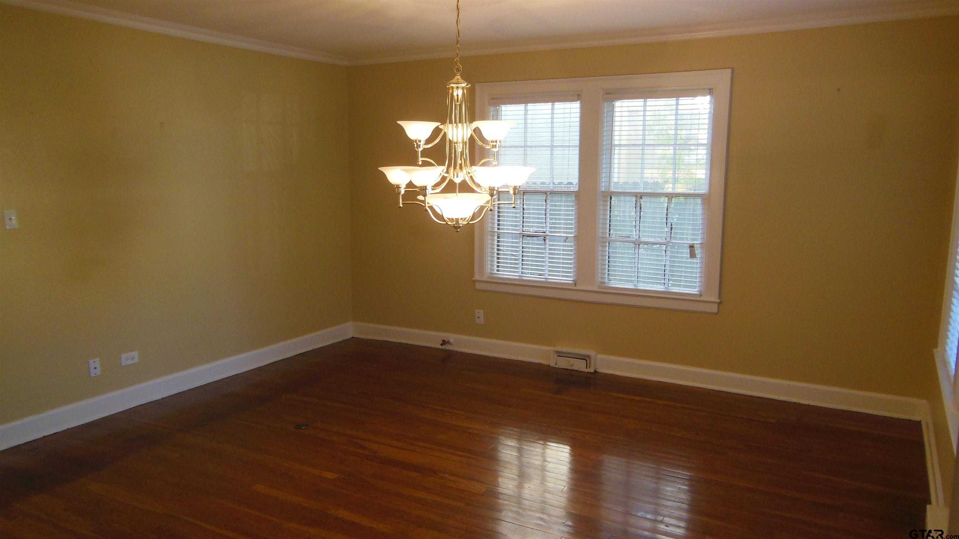 photo 3: 208 W Phillips Street, Apt 100, Tyler TX 75701