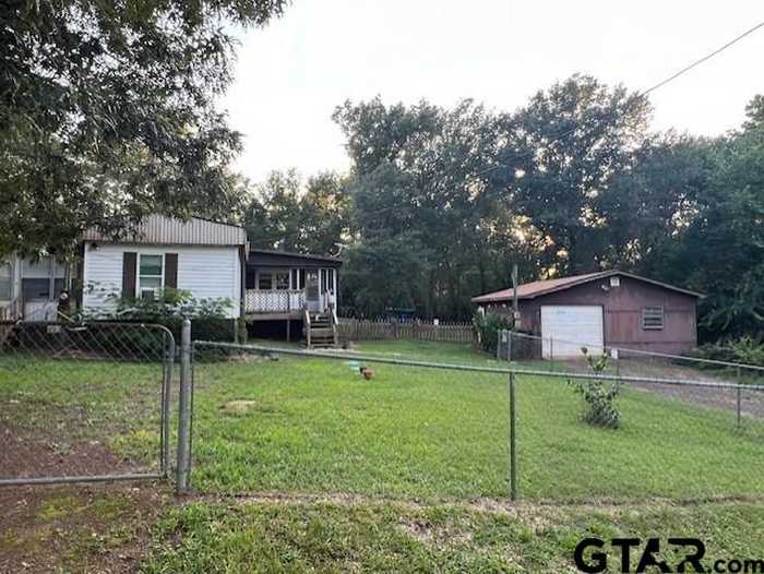 photo 2: 7142 Tanglewood Dr, Frankston TX 75763