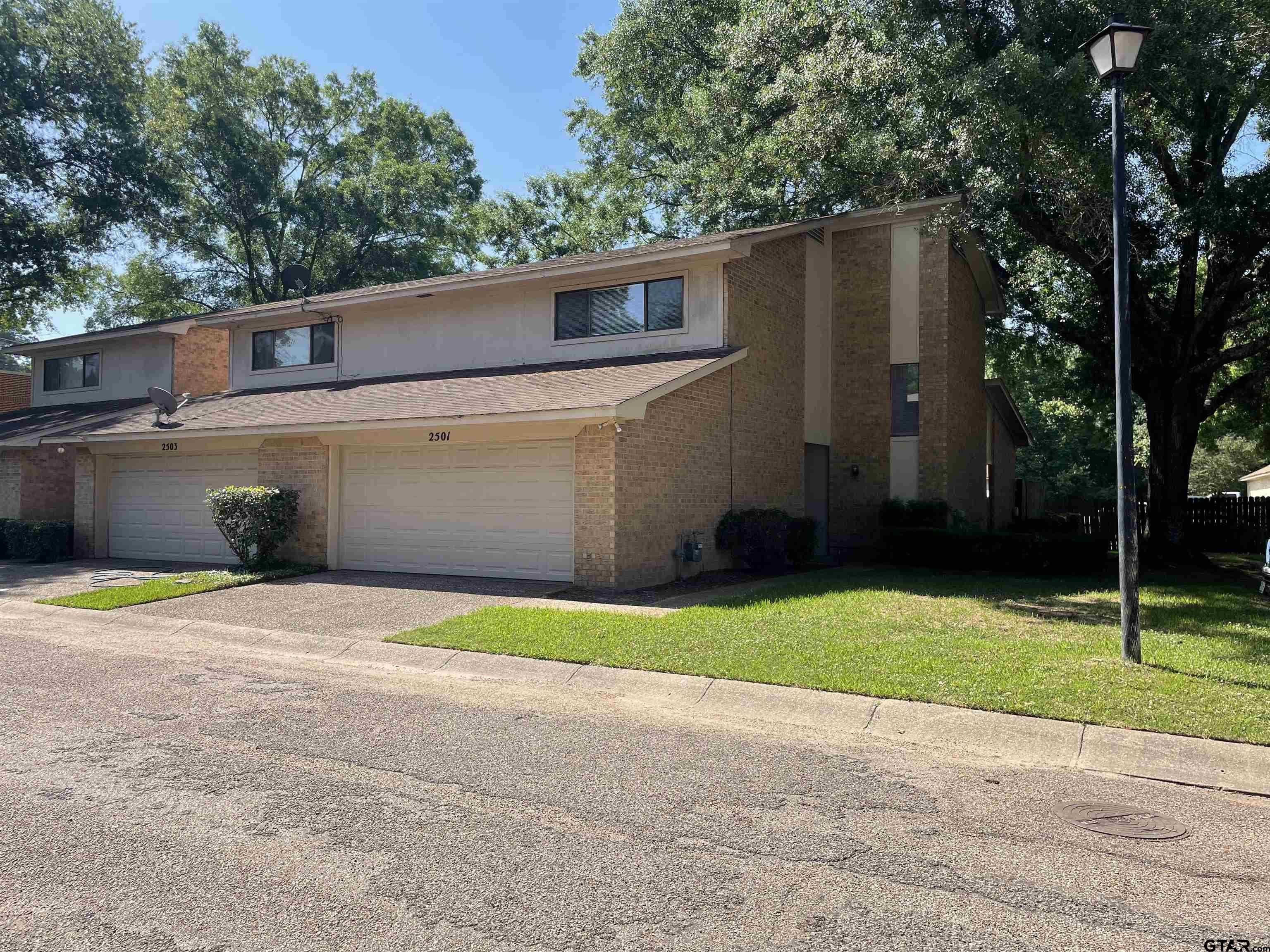 photo 3: 2501 Villa Ct, Tyler TX 75703