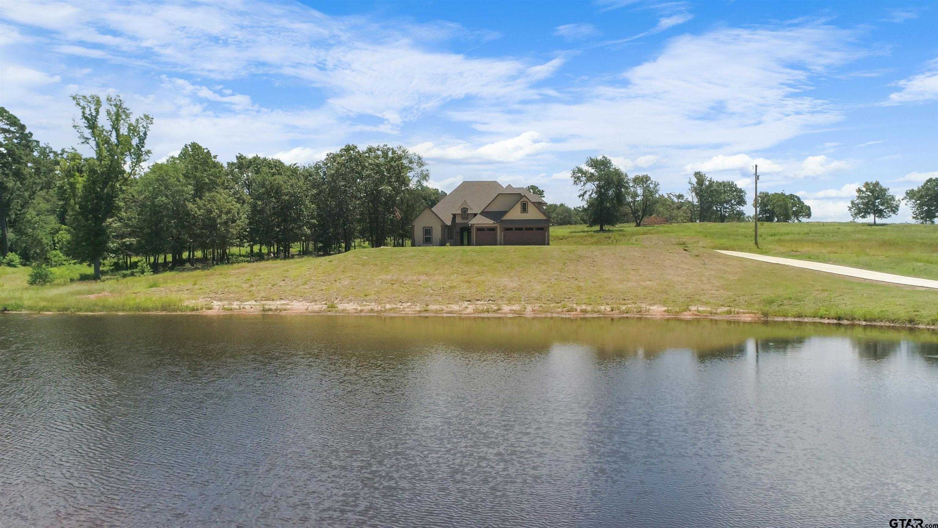 photo 1: 4404 Lake Park Dr (11.76+/- Acres), Tyler TX 75704