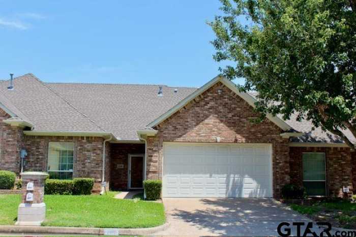 photo 1: 2326 Homestead Ln, Tyler TX 75701