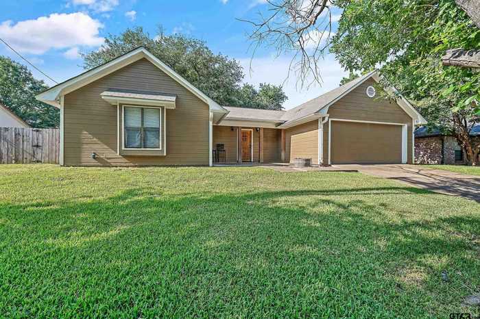 photo 1: 3305 McDONALD ROAD, Tyler TX 75701