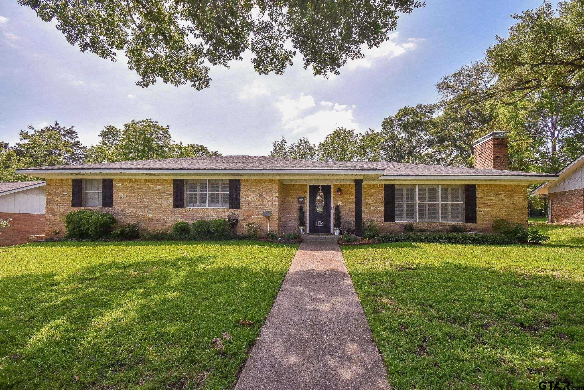 photo 1: 3107 Brookside Dr, Tyler TX 75701