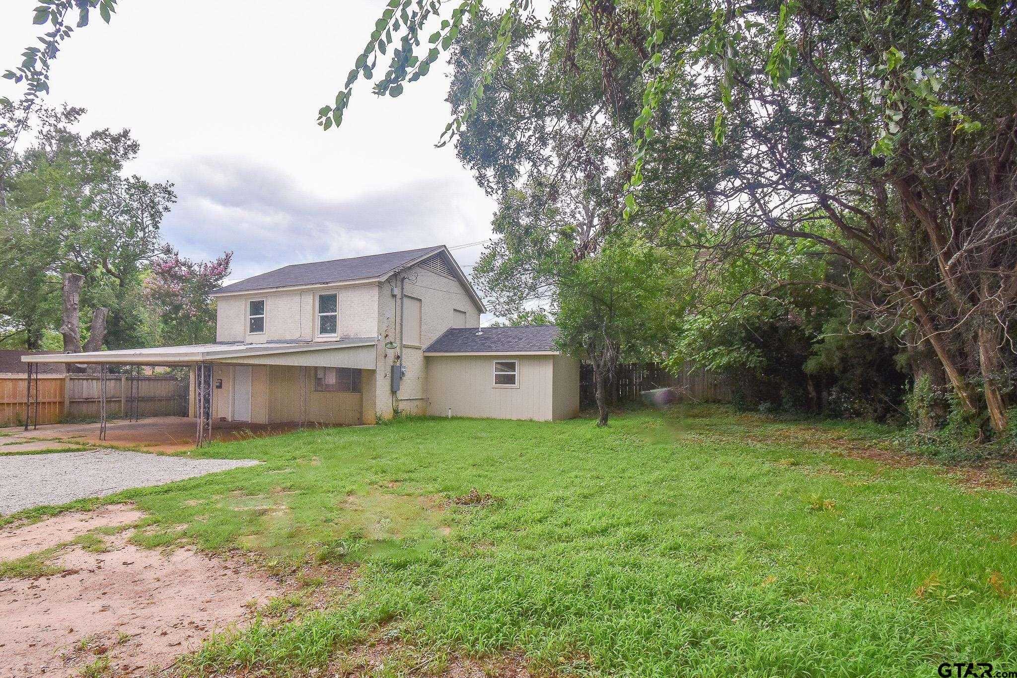 photo 2: 112 E 4th St, Tyler TX 75701