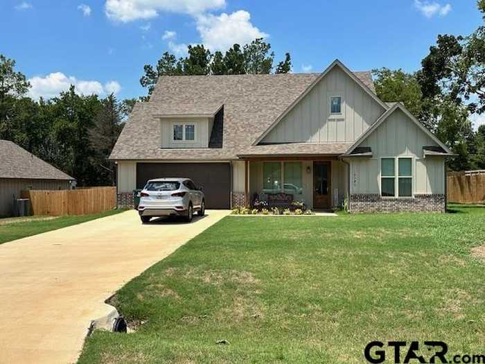 photo 2: 19380 Cedarpark Pl., Lindale TX 75771