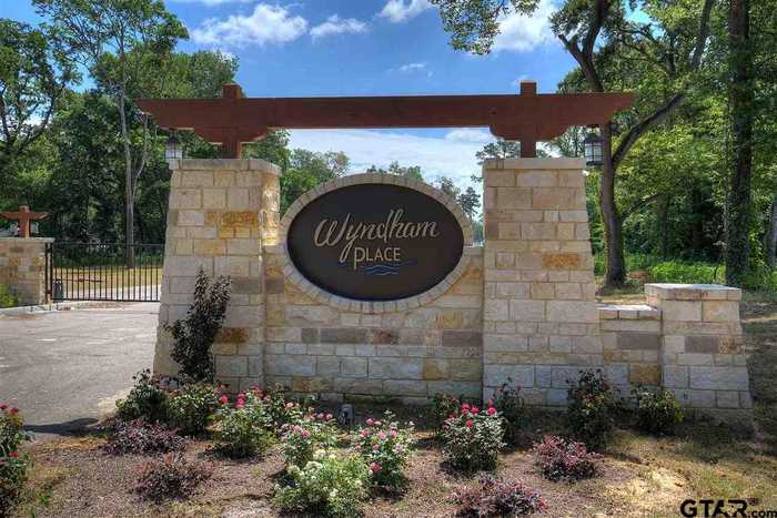 photo 1: 20580 Wyndham Drive, Chandler TX 75758