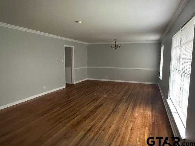 photo 2: 1403 Marian St, Tyler TX 75703