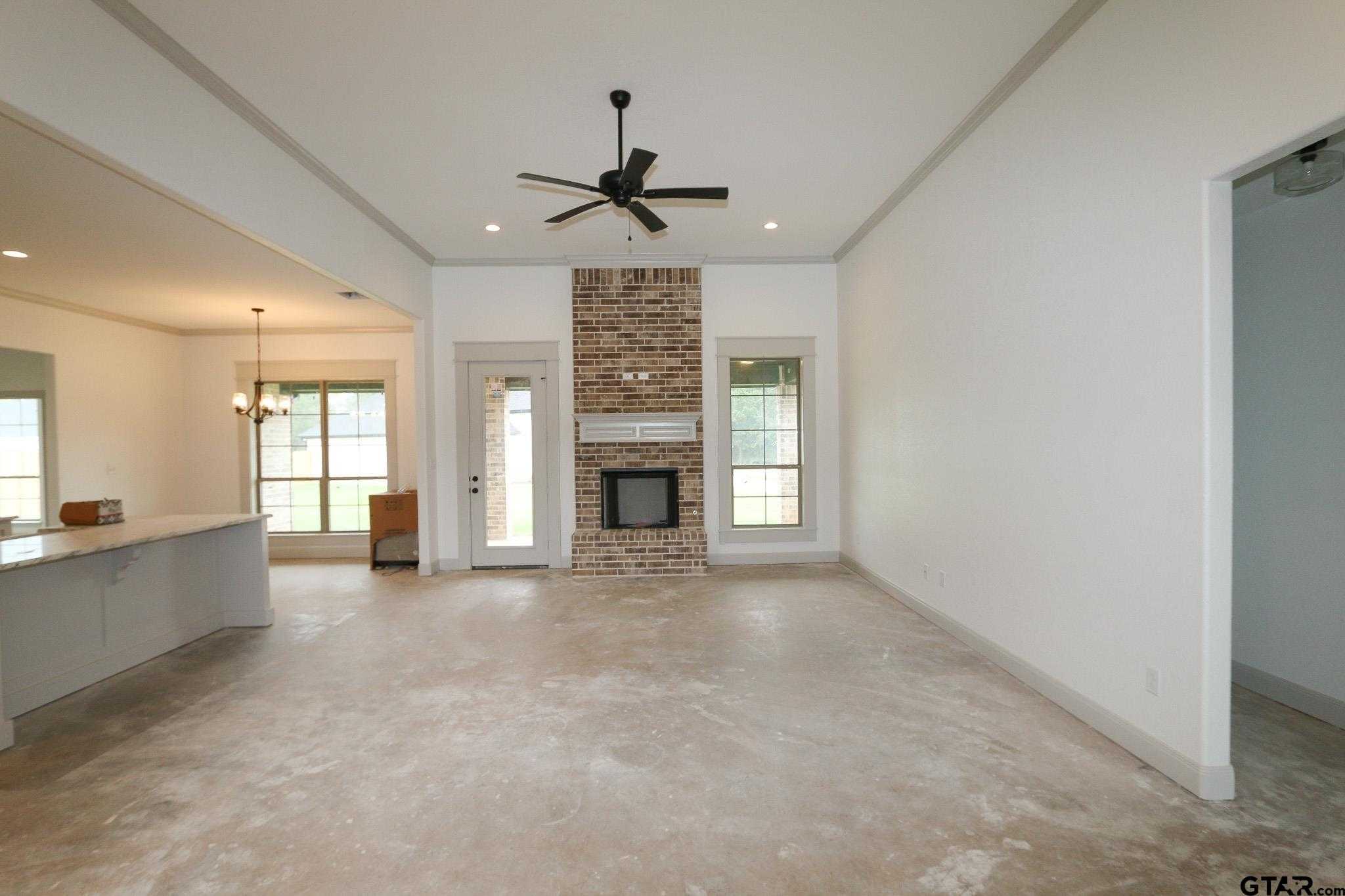 photo 3: 11862 Gillian Court, Tyler TX 75703