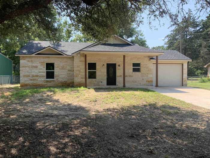 photo 1: 10731 Circle Point, Frankston TX 75763