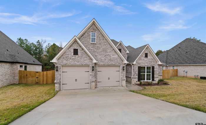 photo 1: 7544 Princedale, Tyler TX 75703