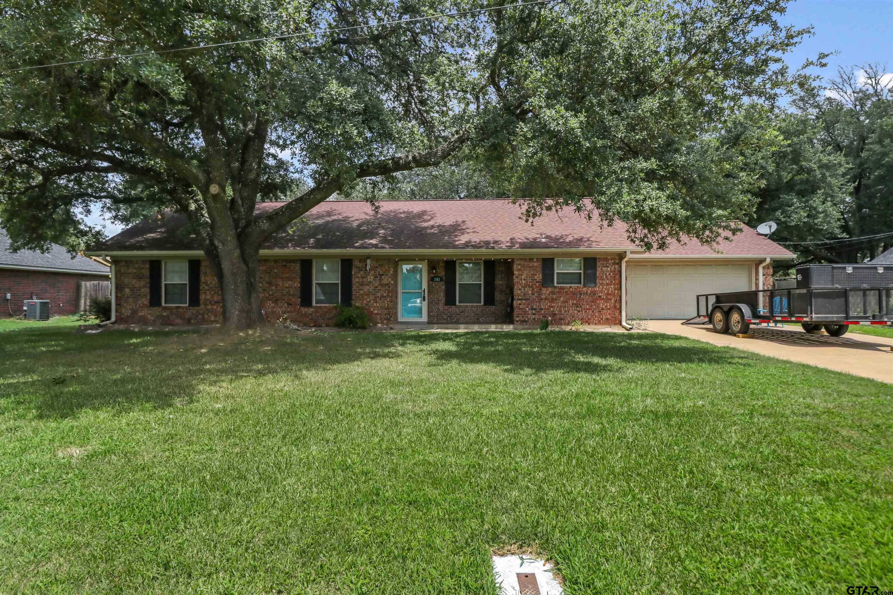 photo 2: 203 Nelson St, Rusk TX 75785