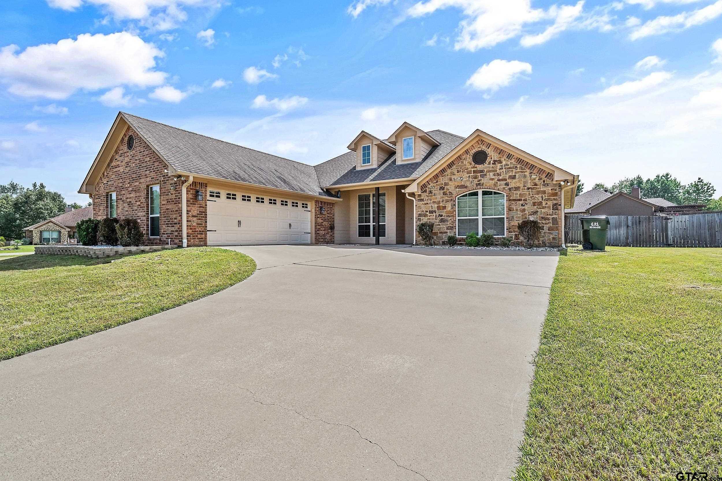 photo 1: 13525 COUNTRY VIEW (LINDALE ISD), Tyler TX 75706