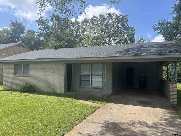 photo 2: 718 W 5th, Tyler TX 75701