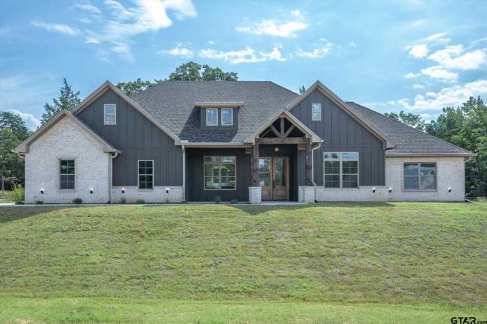 photo 2: 14525 Woodland Creek, Lindale TX 75771