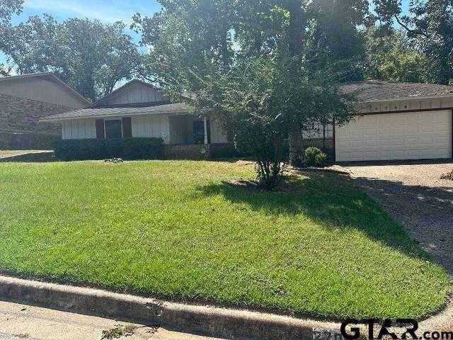 photo 1: 2709 Rollingwood, Tyler TX 75701