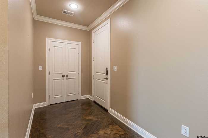 photo 2: 2801 Wexford Drive Unit 103, Tyler TX 75709