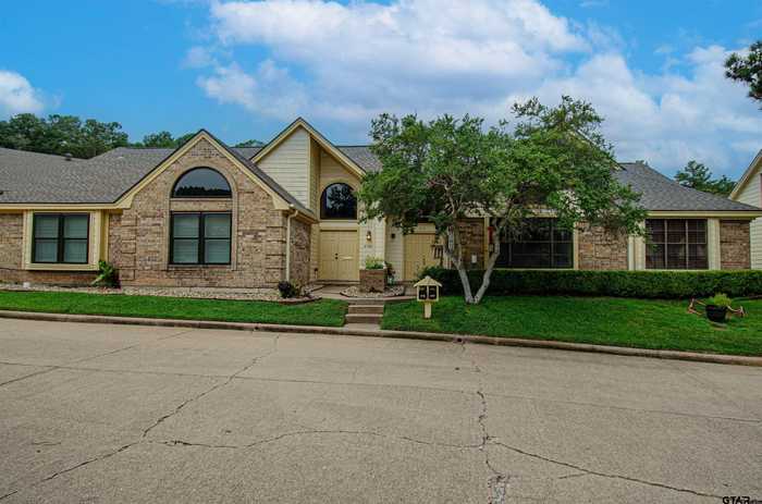 photo 1: 5755 Golden Oak Drive, Tyler TX 75703