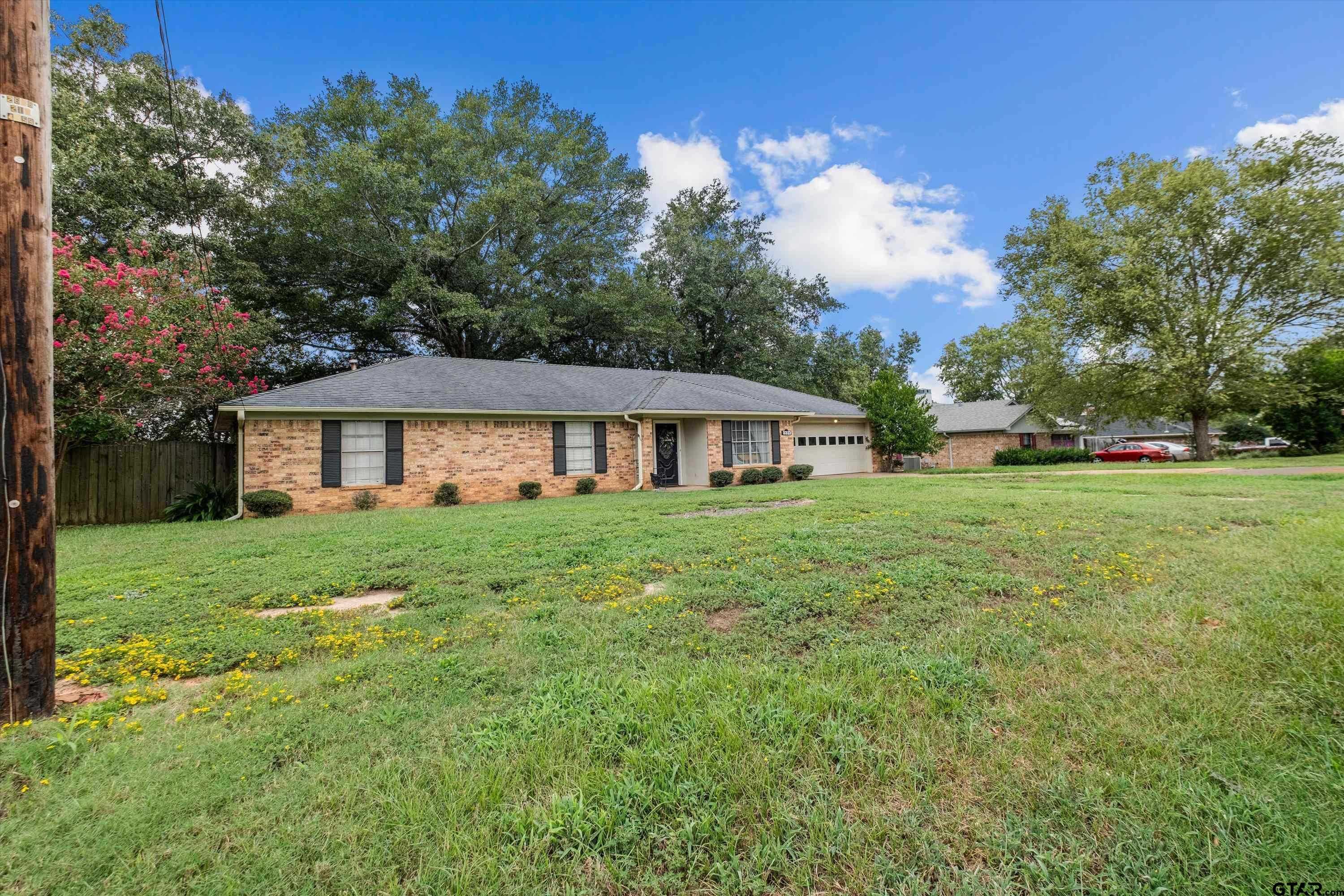 photo 2: 9313 Tipperary Dr., Tyler TX 75703