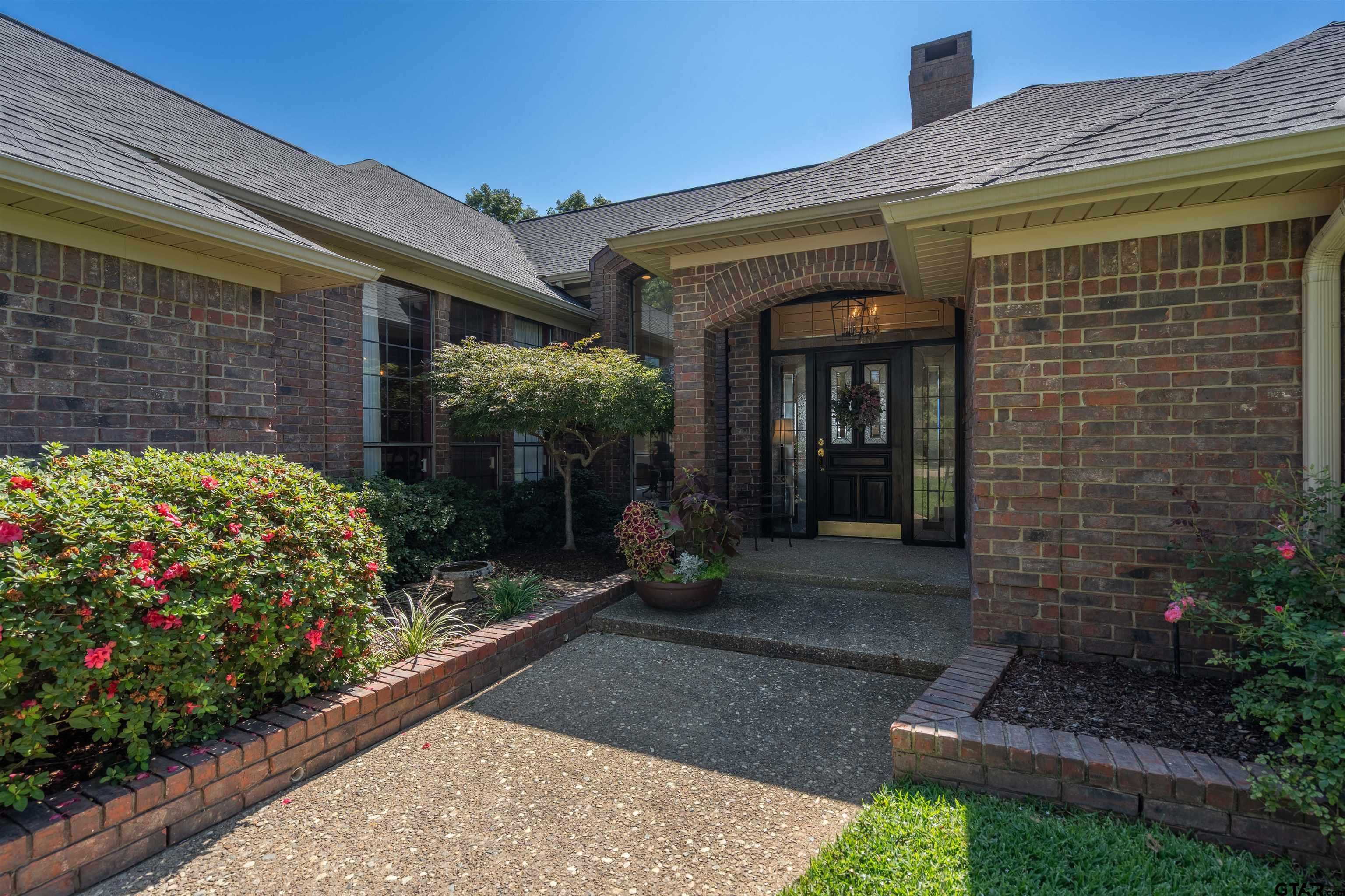 photo 3: 6410 Hollytree Circle, Tyler TX 75703