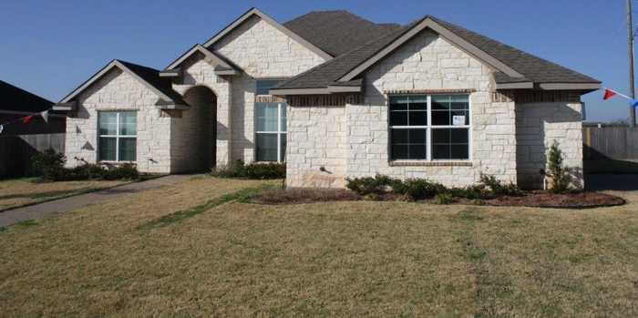 photo 1: 398 Frederick Drive, Robinson TX 76706